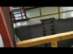 Riprese spot della lavorazione di nastri piatti in acciaio inossidabile in fabbrica